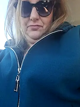 Snapshot of Mara-24 chatting on March 21, 2:51 pm Mara-24 online show from March 21, 2:51 pm