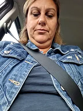 Snapshot of Mara-24 chatting on October 1, 8:20 am Mara-24 online show from October 1, 8:20 am