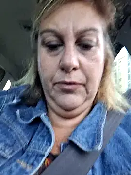 Snapshot of Mara-24 chatting on October 14, 6:47 am Mara-24 online show from October 14, 6:47 am