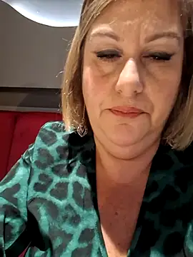 Snapshot of Mara-24 chatting on November 14, 7:56 pm Mara-24 online show from November 14, 7:56 pm