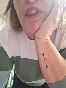 Snapshot of Mara-24 chatting on December 16, 12:43 pm Mara-24 online show from December 16, 12:43 pm