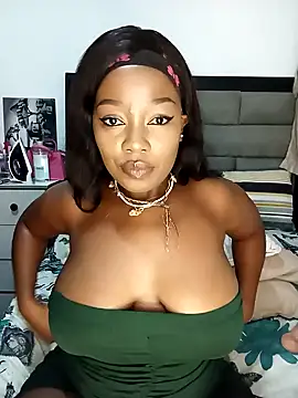 Snapshot of bigbootyboohle chatting on January 12, 6:38 pm bigbootyboohle online show from January 12, 6:38 pm