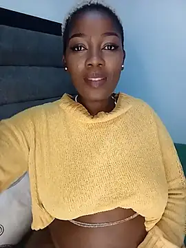 Snapshot of bigbootyboohle chatting on March 1, 6:43 pm bigbootyboohle online show from March 1, 6:43 pm