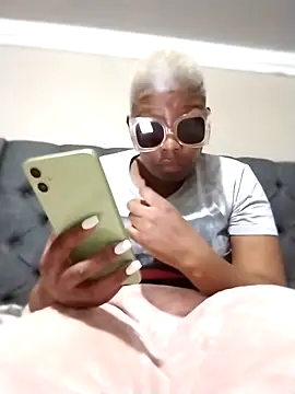 Snapshot of bigbootyboohle chatting on September 16, 4:41 pm bigbootyboohle online show from September 16, 4:41 pm