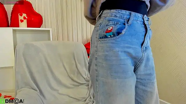 Nicole Charm online show from March 10, 11:43 pm