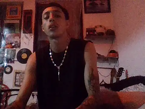 Snapshot of Gibbzmx chatting on September 12, 2:44 am Gibbzmx online show from September 12, 2:44 am