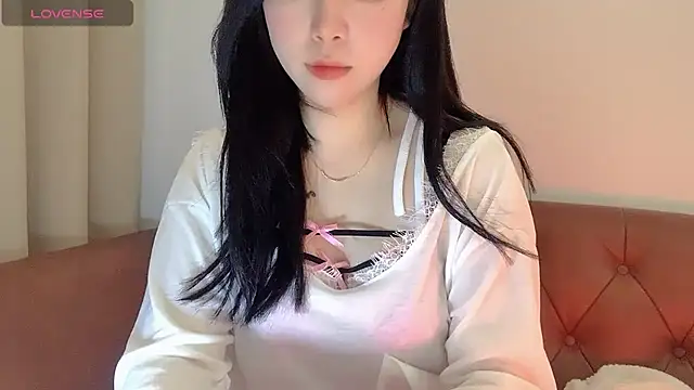 NickiBloom online show from January 4, 3:40 am