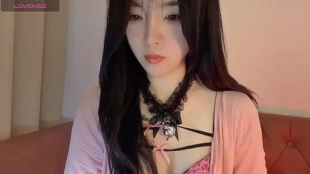 NickiBloom online show from January 14, 2:53 pm