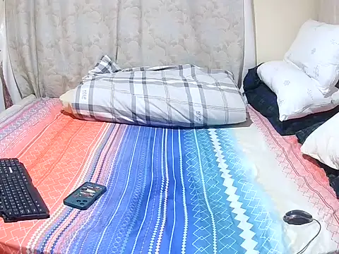 slender sweet online show from June 14, 2:09 am