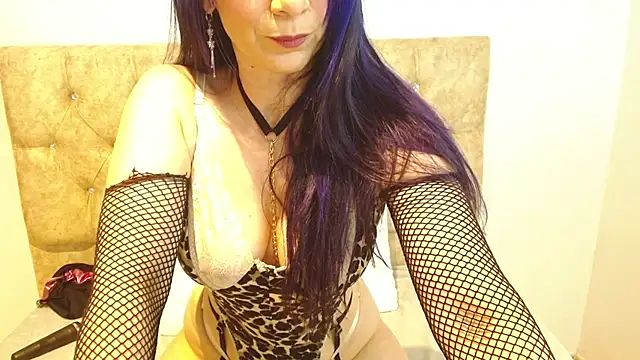 Alettalovee online show from January 17, 7:49 pm