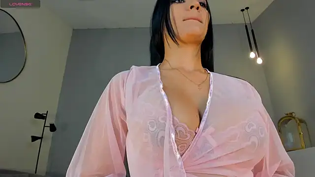 Snapshot of NatyFerrer_ chatting on February 20, 10:37 am NatyFerrer online show from February 20, 10:37 am