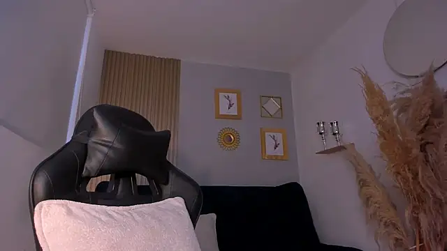 Snapshot of NatyFerrer_ chatting on October 11, 10:58 am NatyFerrer online show from October 11, 10:58 am