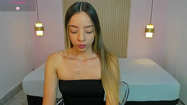 AliceRoss0 online show from April 25, 9:12 pm