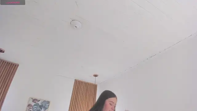 TiffanyWright online show from February 10, 1:04 pm