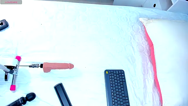 CintiaVega online show from February 4, 11:49 am