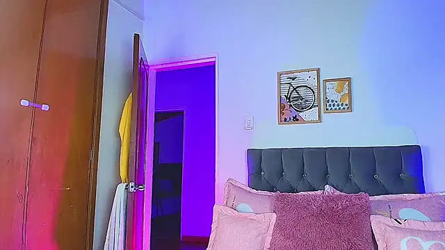 Cassie fletcher  online show from November 9, 11:03 pm