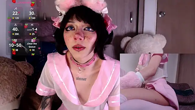 Snapshot of Alicedangerrr chatting on February 28, 2:20 am Alicedangerrr online show from February 28, 2:20 am