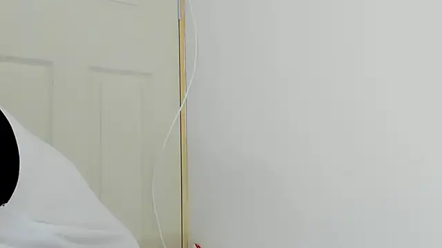 Snapshot of Beard_xox chatting on November 18, 10:25 pm Beard xox online show from November 18, 10:25 pm