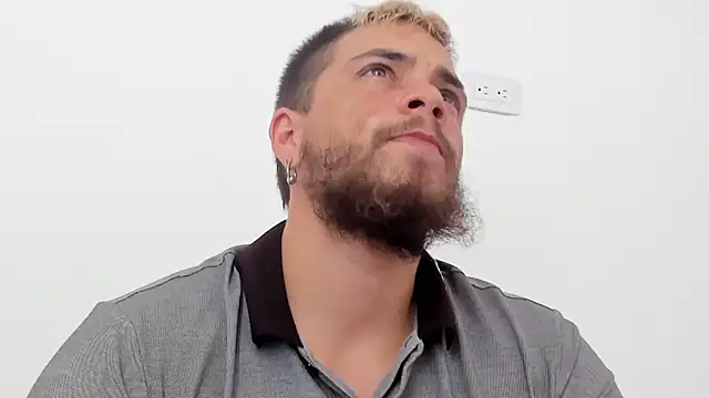 Beard xox online show from July 15, 8:25 pm