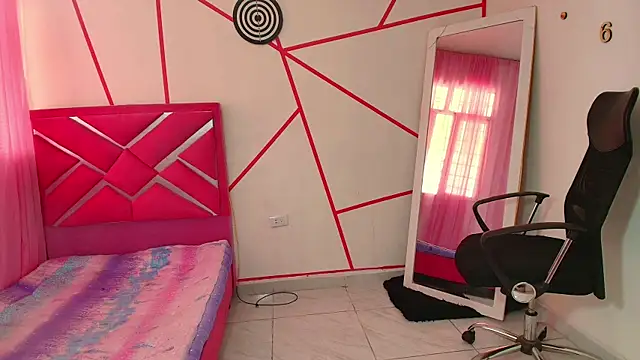 Snapshot of _Jessi29_ chatting on January 26, 3:14 pm Jessi29 online show from January 26, 3:14 pm