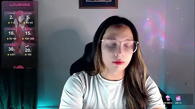 Snapshot of alexaryderr chatting on February 6, 2:00 am alexaryderr online show from February 6, 2:00 am