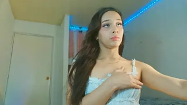 Snapshot of alexaryderr chatting on February 2, 11:58 pm alexaryderr online show from February 2, 11:58 pm