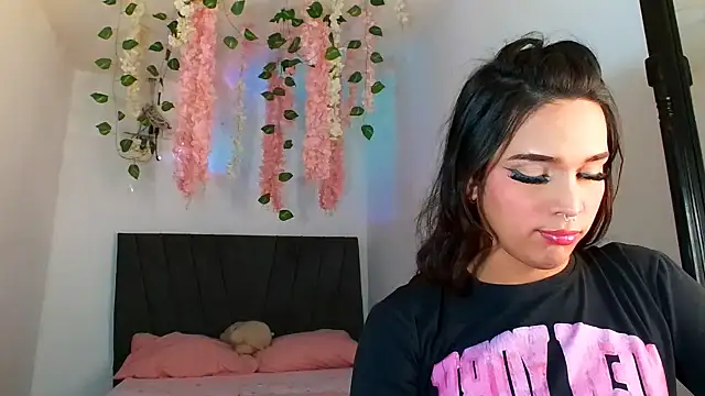 Snapshot of alexaryderr chatting on March 21, 4:10 pm alexaryderr online show from March 21, 4:10 pm