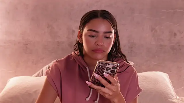 Nicky and Blake online show from December 20, 2:46 pm