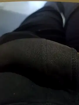 Snapshot of TheeMassageMobileSpa chatting on December 2, 3:07 pm TheeMassageMobileSpa online show from December 2, 3:07 pm