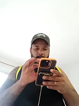 Snapshot of Ale_Mineiro chatting on July 17, 8:03 pm Ale Mineiro online show from July 17, 8:03 pm