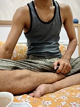 Snapshot of king_boy chatting on March 30, 3:07 am king boy online show from March 30, 3:07 am