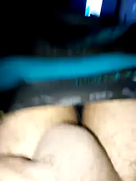 slawlargo01 online show from March 20, 8:19 am