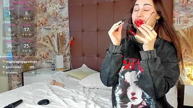 Snapshot of Mary_Walker chatting on January 24, 7:08 am Mary Walker online show from January 24, 7:08 am