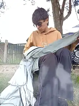 Snapshot of Cuervo_maniaco chatting on November 16, 5:07 pm Cuervo maniaco online show from November 16, 5:07 pm