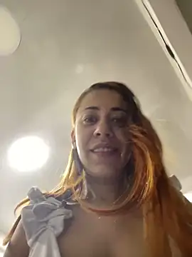 Snapshot of AnnbellaRosse chatting on February 15, 2:55 pm AnnbellaRosse online show from February 15, 2:55 pm