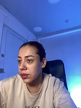 Snapshot of AnnbellaRosse chatting on October 28, 4:20 pm AnnbellaRosse online show from October 28, 4:20 pm