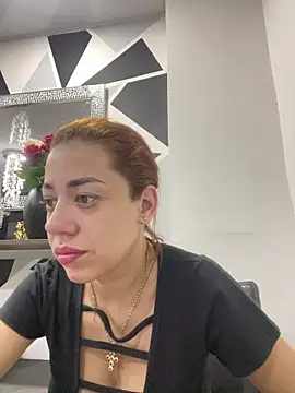 Snapshot of AnnbellaRosse chatting on November 8, 3:01 pm AnnbellaRosse online show from November 8, 3:01 pm