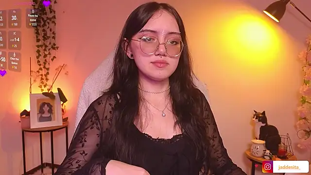 suzumi   online show from October 22, 5:08 am