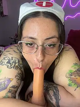 Snapshot of Mizztikaa chatting on October 29, 6:09 pm Mizztikaa online show from October 29, 6:09 pm