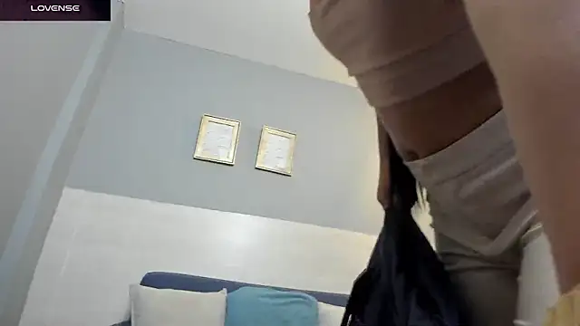 Snapshot of morganlake_ chatting on January 9, 3:36 am morganlake online show from January 9, 3:36 am