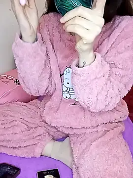 Snapshot of Alissa_121 chatting on January 20, 12:25 am Alissa 121 online show from January 20, 12:25 am