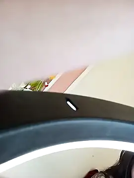 Snapshot of Alissa_121 chatting on January 20, 12:49 pm Alissa 121 online show from January 20, 12:49 pm