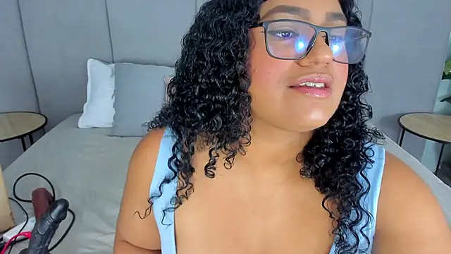 Annie-Wolf online show from October 10, 8:52 pm