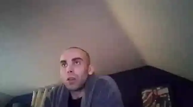 Snapshot of DrbigdickUK chatting on December 13, 10:45 pm DrbigdickUK online show from December 13, 10:45 pm