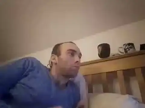 Snapshot of DrbigdickUK chatting on January 22, 1:10 am DrbigdickUK online show from January 22, 1:10 am
