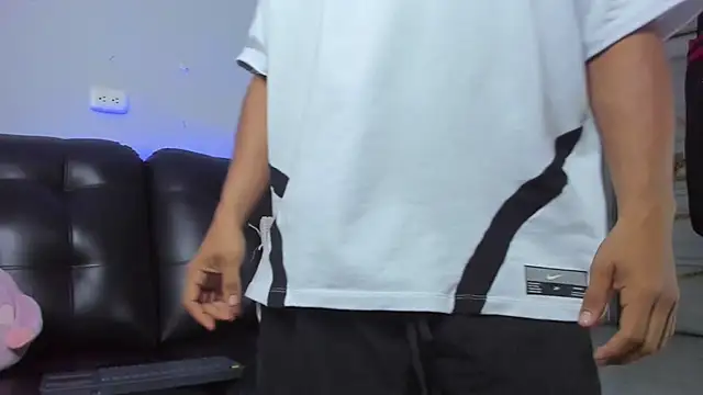 Rob saenz  online show from January 6, 12:35 pm