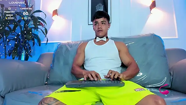 Rob saenz  online show from November 28, 11:35 am