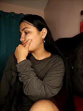 Nahiara velez online show from February 26, 11:26 pm