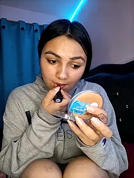 Nahiara velez online show from February 27, 11:15 pm