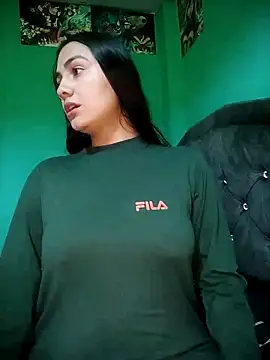 Snapshot of Nahiara_velez chatting on May 16, 9:57 pm Nahiara velez online show from May 16, 9:57 pm